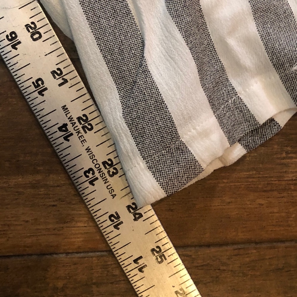 NWT Grey and White Romper from Nordstrom - Picture 8 of 8